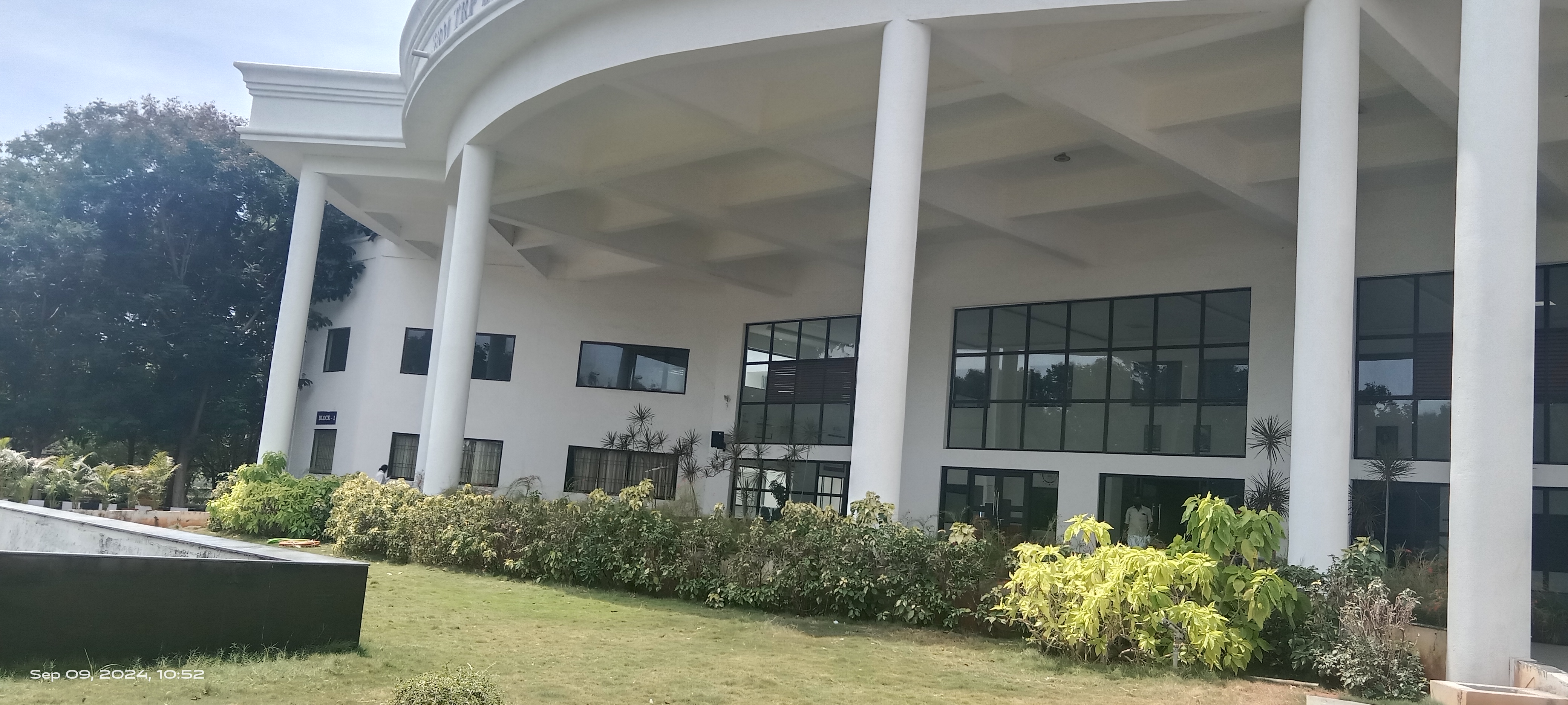 SRM TRP Engineering College Tiruchirappalli Campus photo (13) by Vishnu Varthan S S