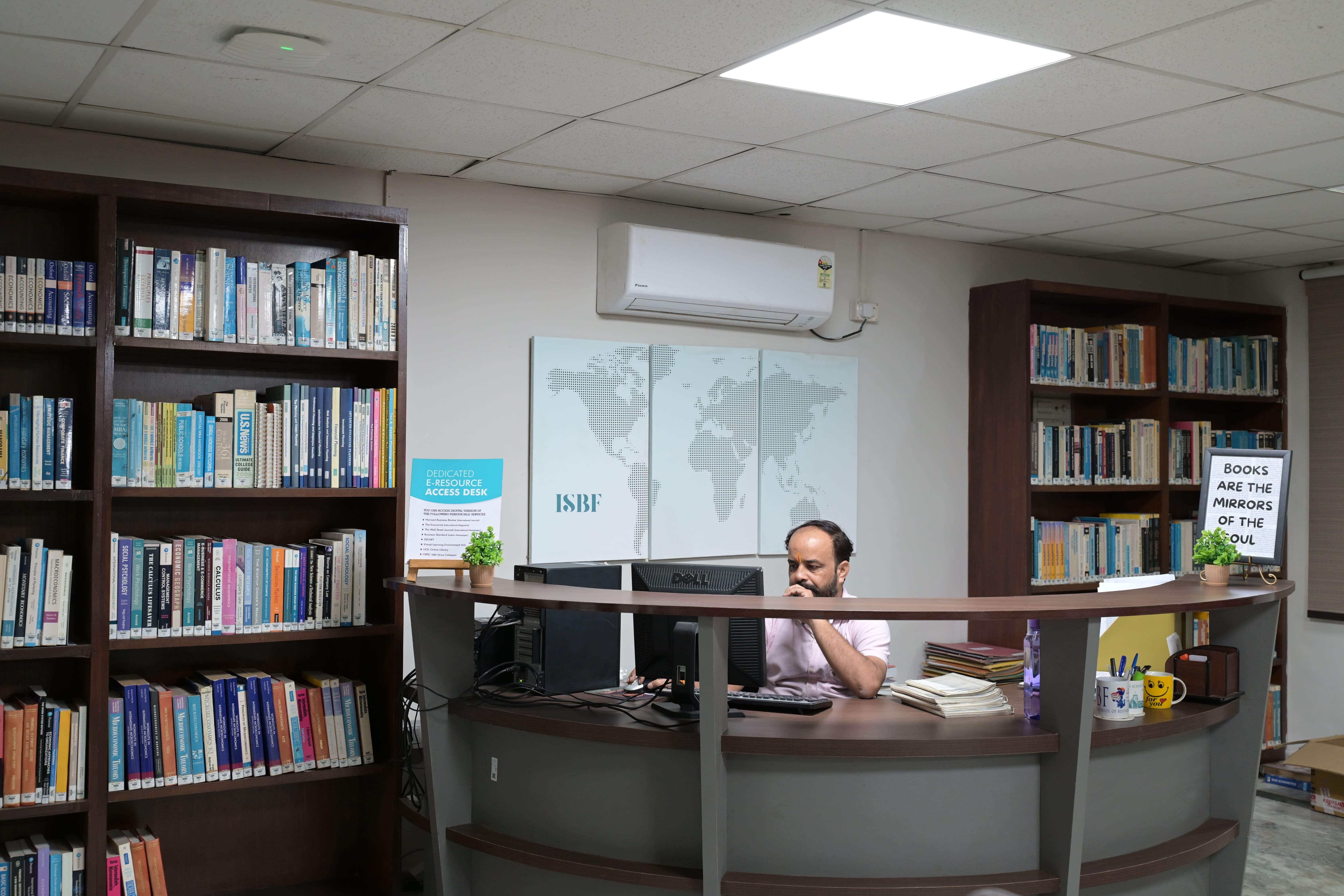 Indian School of Business and Finance New Delhi Campus photo 4