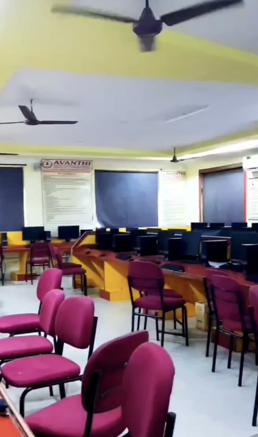 JNTUK Facilities & Labs photo (9) by R V Subbarao