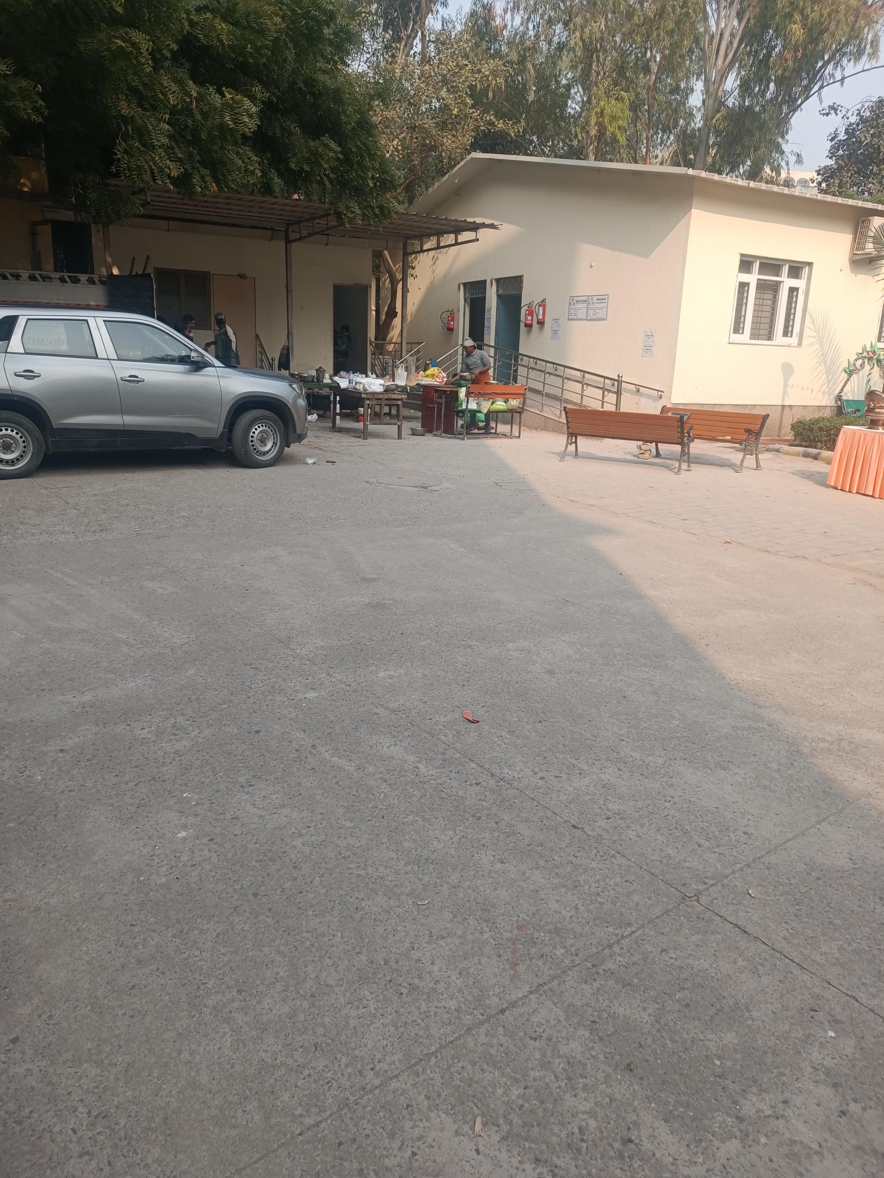 Dr. B.R. Sur Homoeopathic Medical College, Hospital and Research Centre New Delhi Campus photo 3