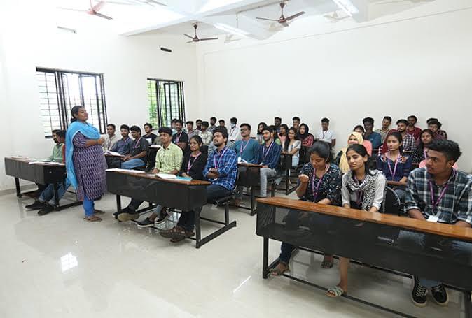 CUSAT Infrastructure & Academic Building photo (4) by AISHA JENNATH VT