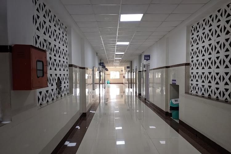 Mumbai University Infrastructure & Academic Building photo (20) by Vansh shrikant  bhelekar