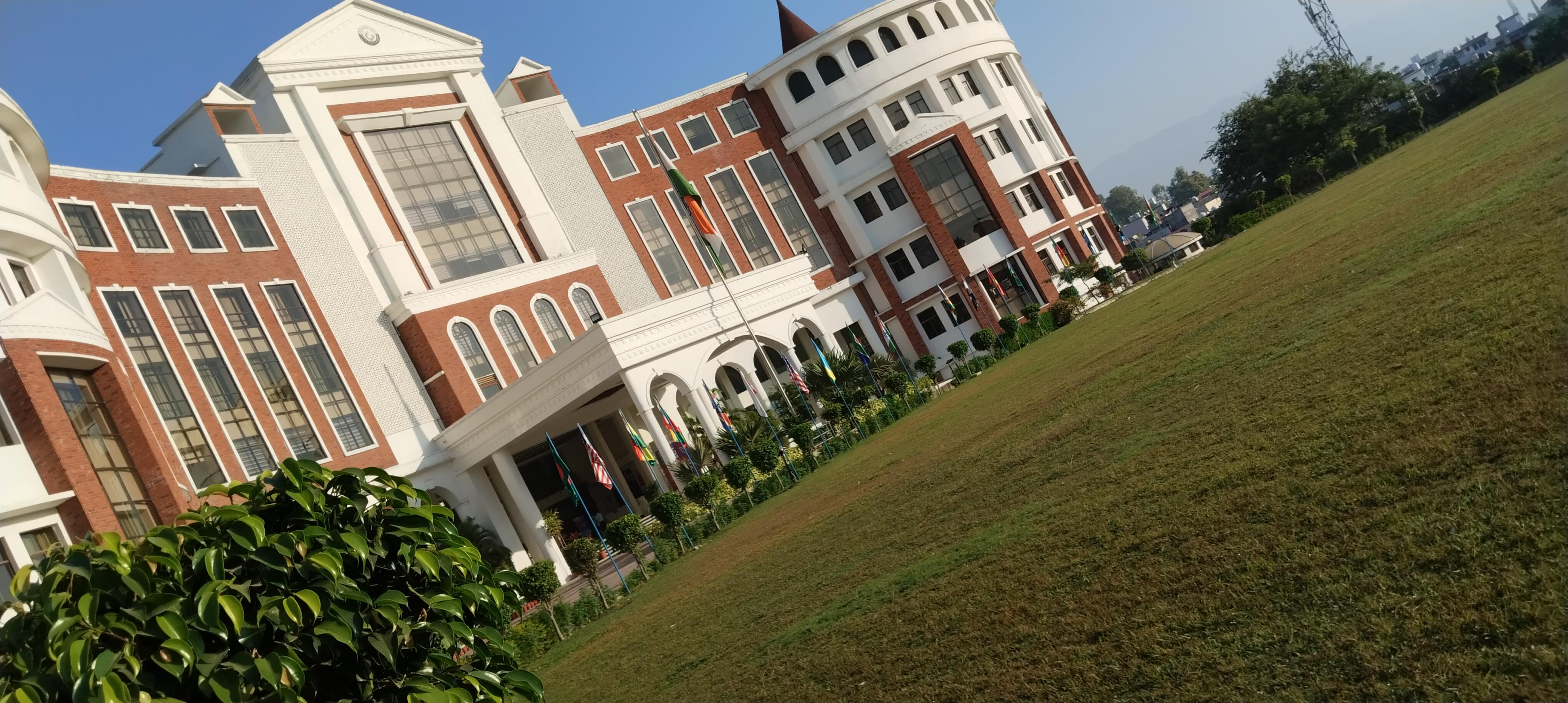 GEHU Dehradun Infrastructure & Academic Building photo (18) by Karan Singh Negi