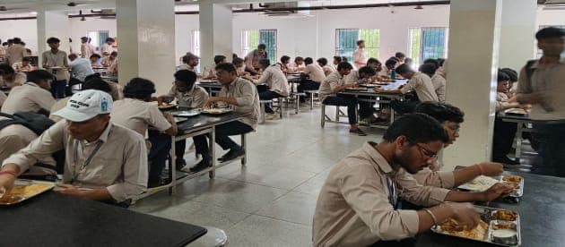 Raghu Engineering College Visakhapatnam Hostels photo (8) by J Charan teja