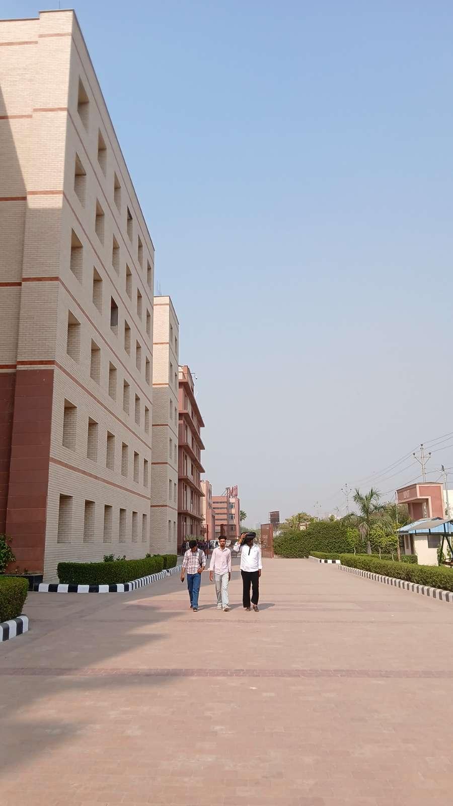 IIMT Greater Noida Campus photo (8) by shilpa nimwal