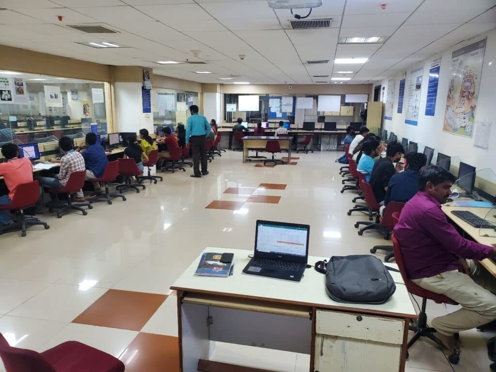 SRM University Chennai Facilities & Labs photo 2