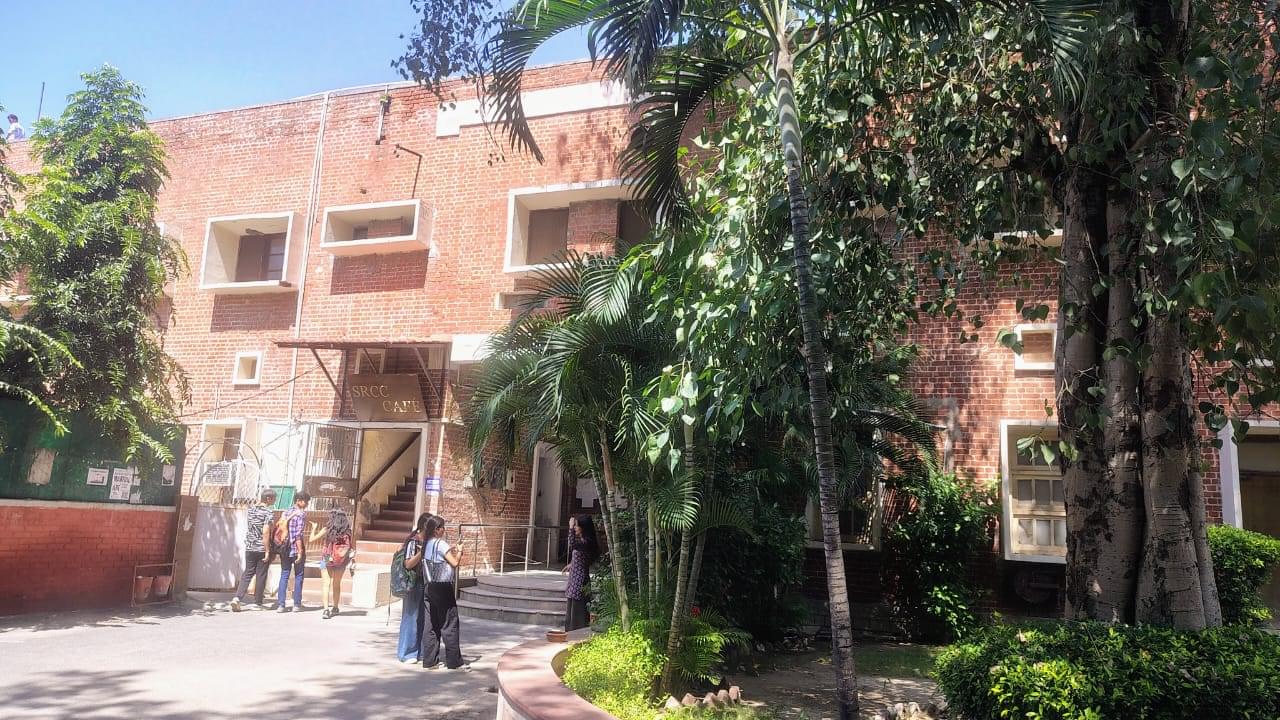 SRCC Infrastructure & Academic Building photo (18) by Abhishek Kumar