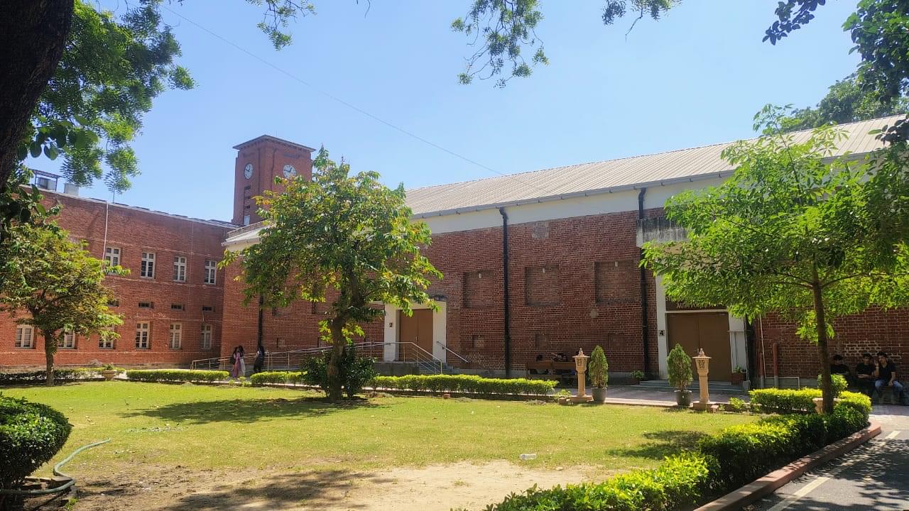 SRCC Campus photo 5