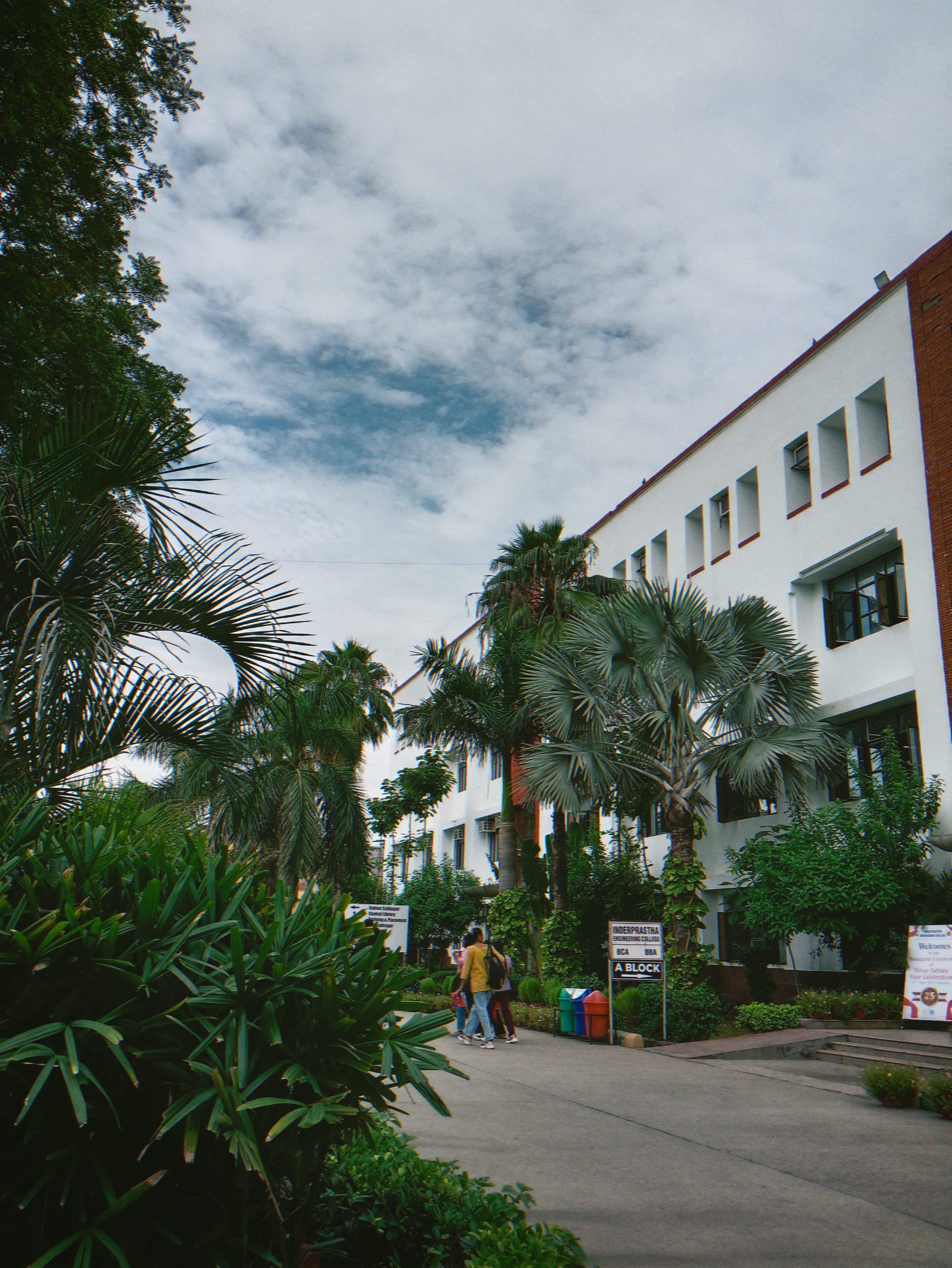 IPEC Ghaziabad Infrastructure & Academic Building photo (2) by Shreeya Shukla