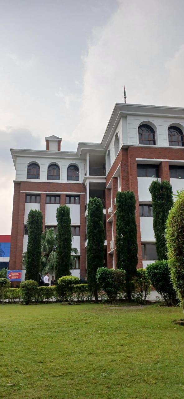 GEU Infrastructure & Academic Building photo (1) by ALISHA KHAN