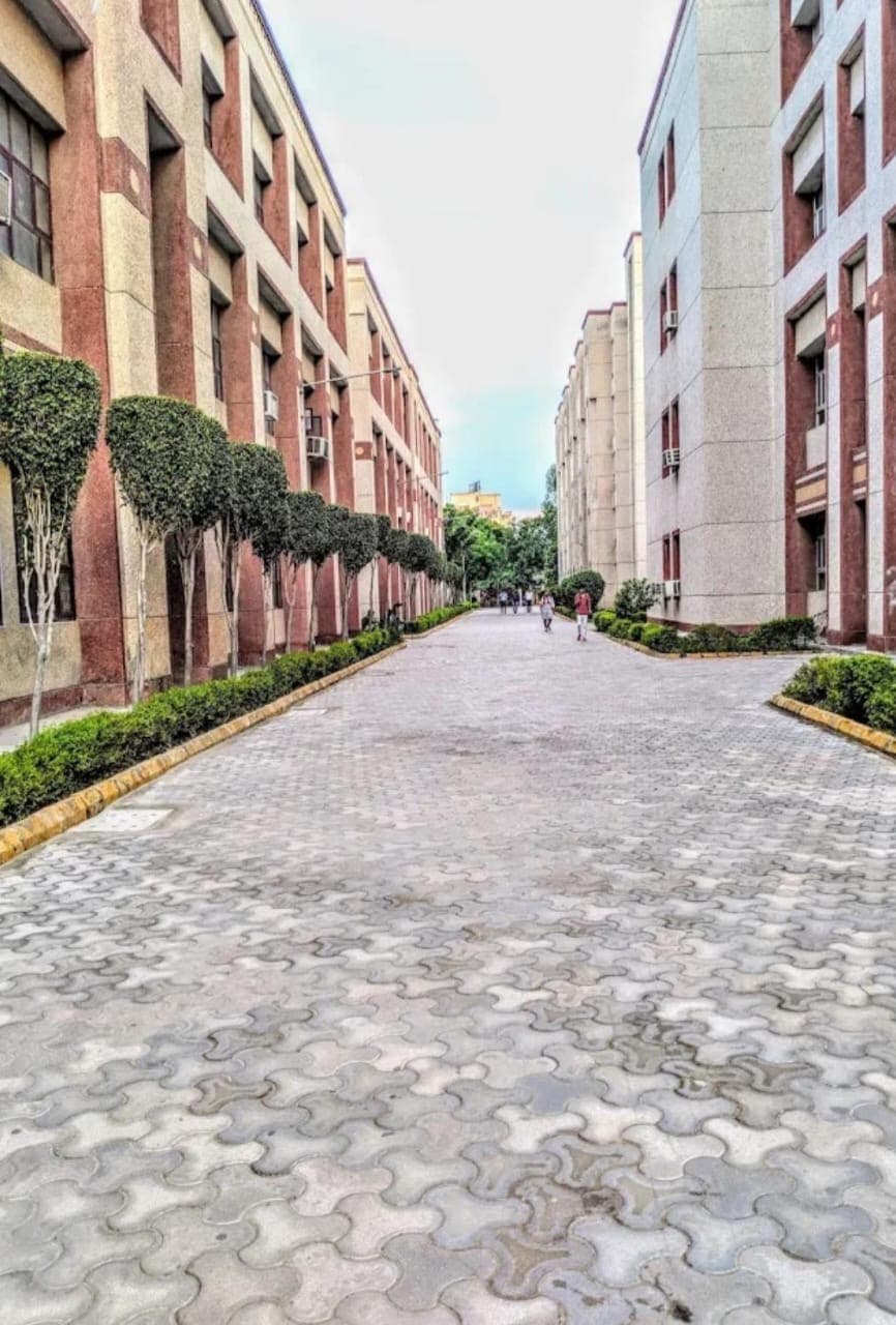 GNIOT Infrastructure & Academic Building photo 1