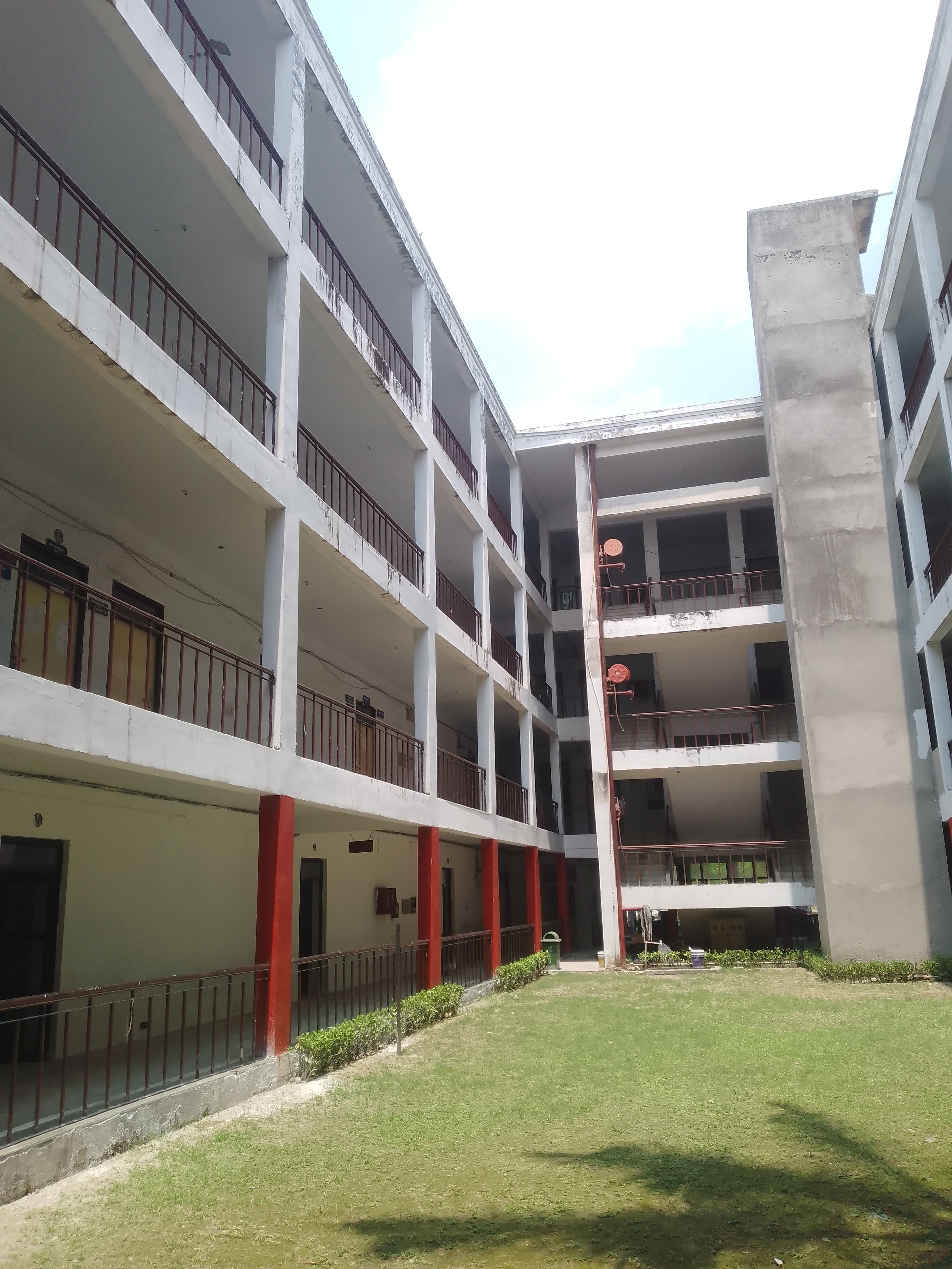 Azad Institute of Engineering and Technology Lucknow Infrastructure & Academic Building photo 1