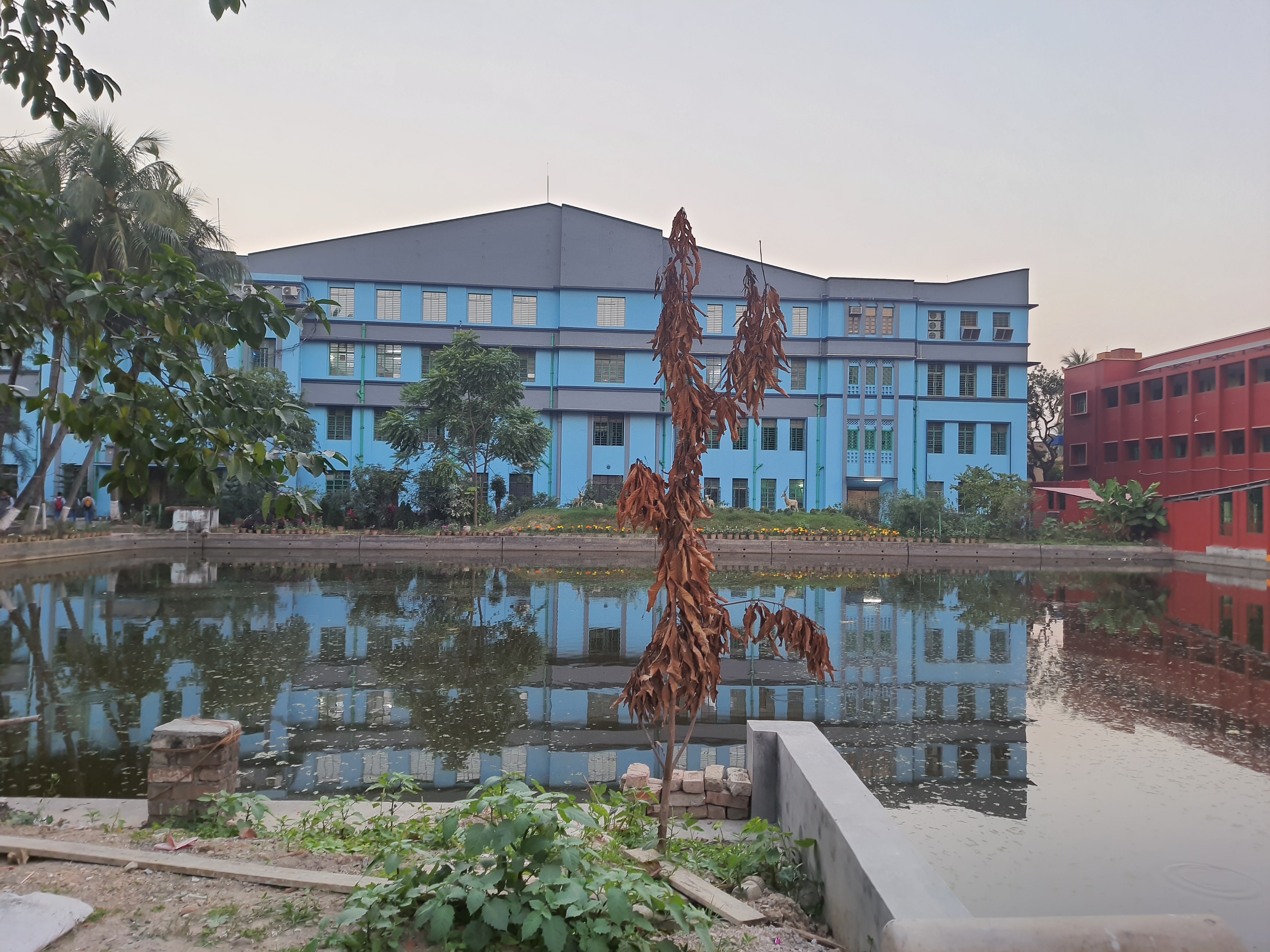 Ramakrishna Mission Vivekananda Centenary College Rahara Kolkata Infrastructure & Academic Building photo (13) by Mainak Das