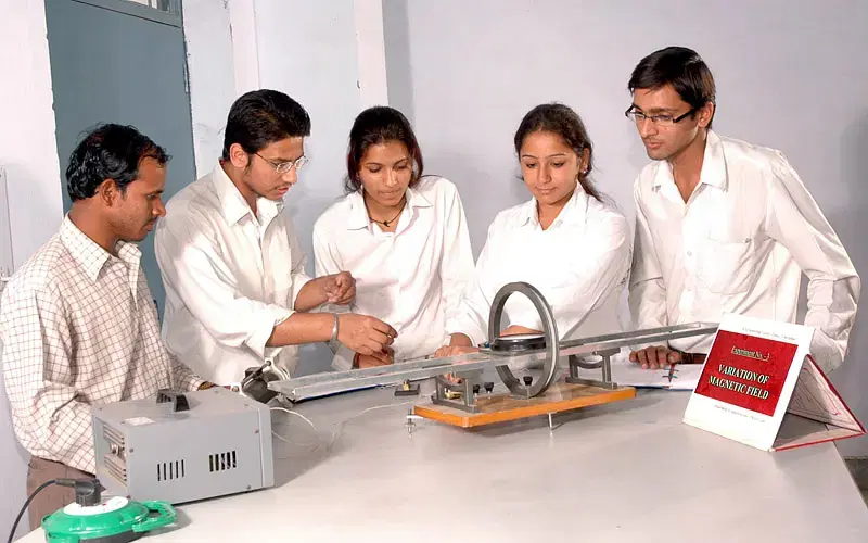 RD Engineering College Ghaziabad Facilities & Labs photo (10) by Amit Sharma