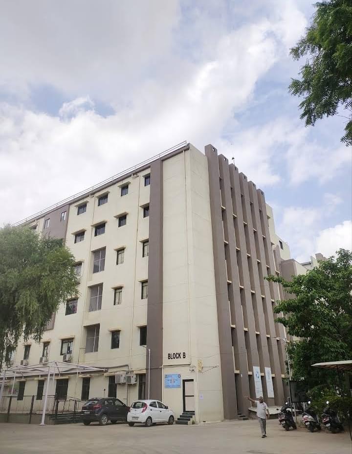 ASOIT Ahmedabad Hostels photo (18) by Radadiya Bhargav