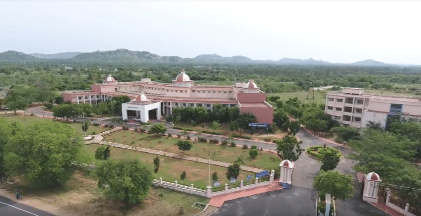 Thiruvalluvar University Vellore Campus photo (2) by Praveen Kumar