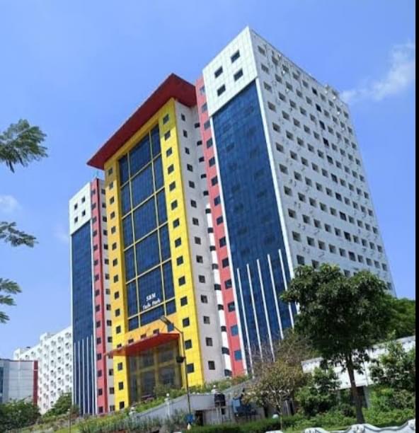 SRM University (Vadapalani Campus) General photo (4) by Kirubha