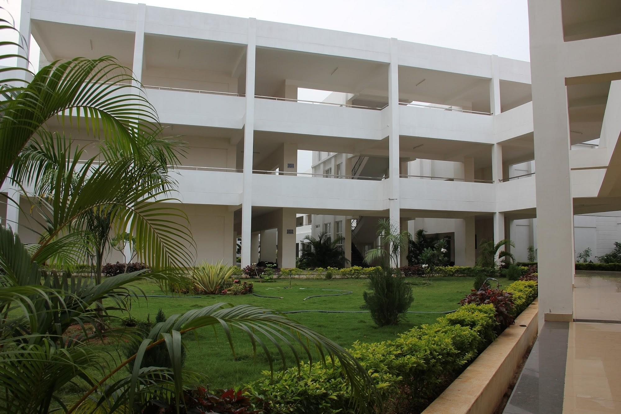 SSM Institute of Engineering and Technology Dindigul Courses Fees 2025 SSM Institute of Engineering and Technology Dindigul Courses Fees 2025