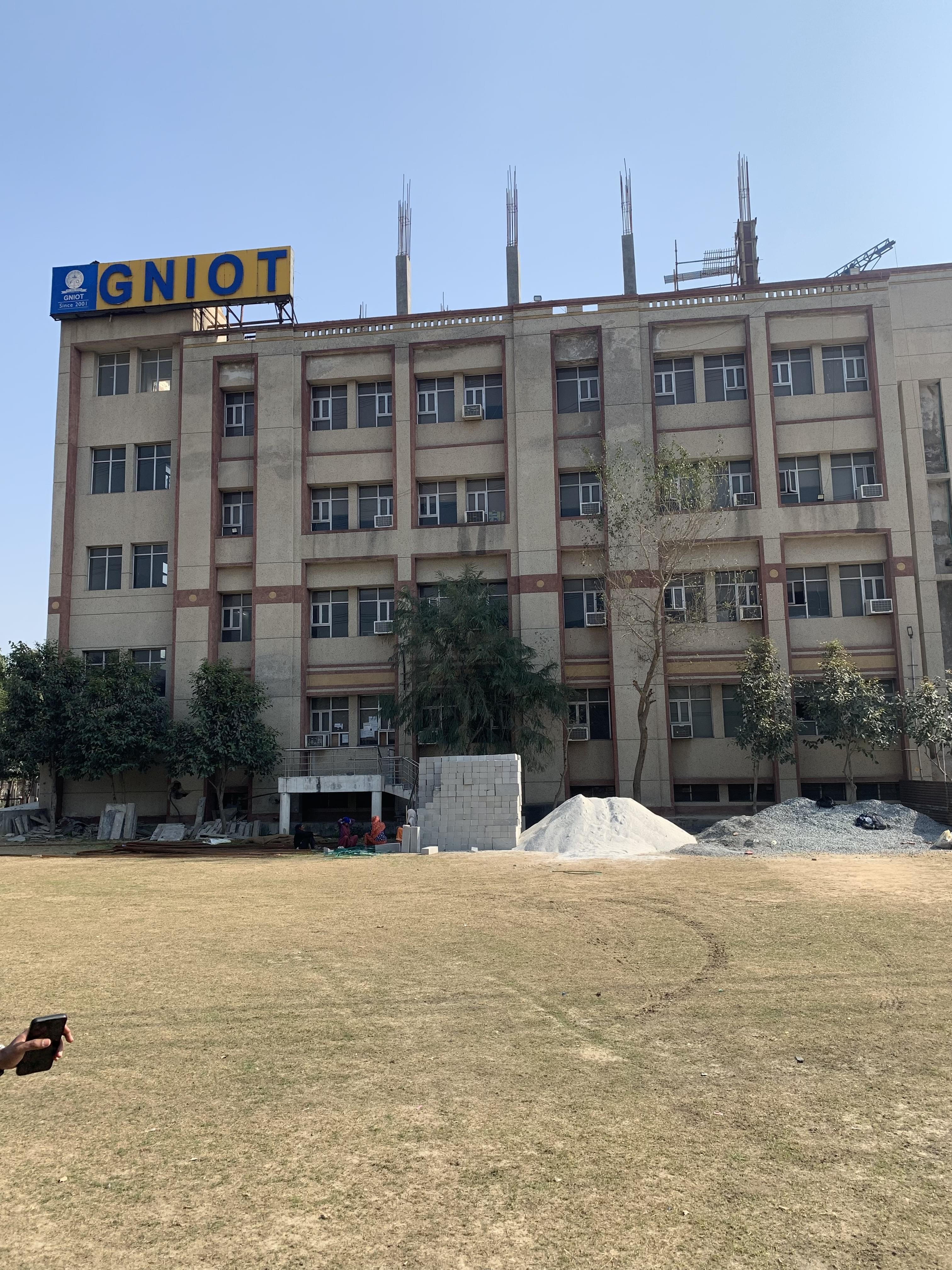 Greater Noida Institute of Technology (Engineering Institute) Infrastructure & Academic Building photo 7