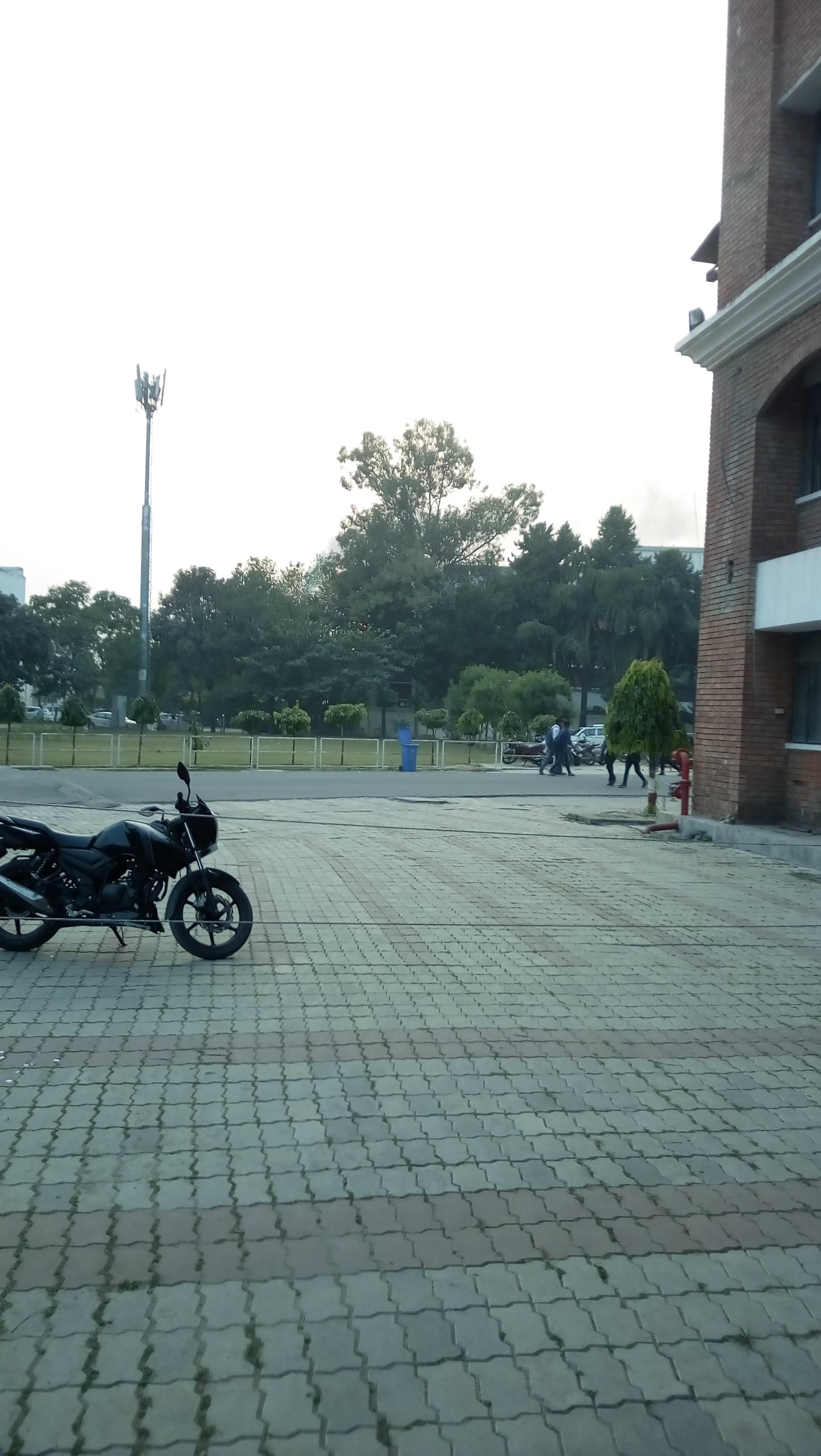 Babu Banarasi Das Institute of Technology & Management Lucknow General photo (11) by Harsh Sharma