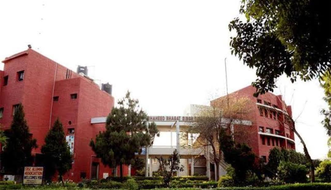 Shaheed Bhagat Singh Evening College General photo (16) by Nikita