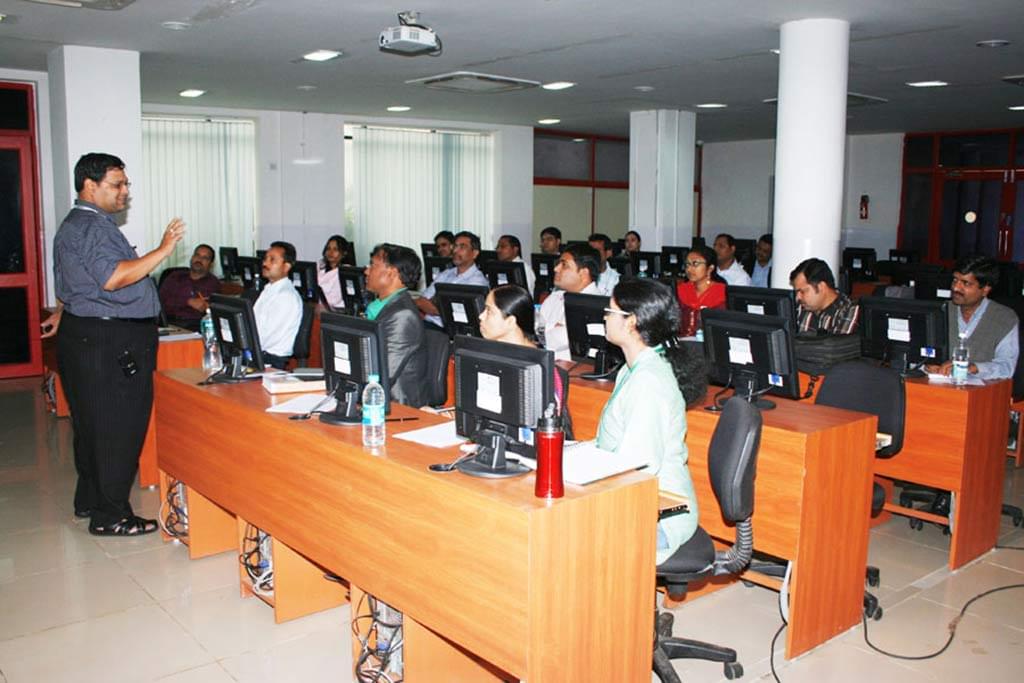 KIIT School of Management Bhubaneswar Facilities & Labs photo 1