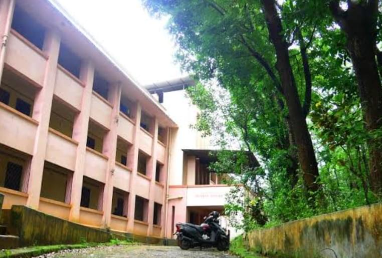 Christ College Irinjalakuda Thrissur Hostels photo (11) by Christin George Lalson