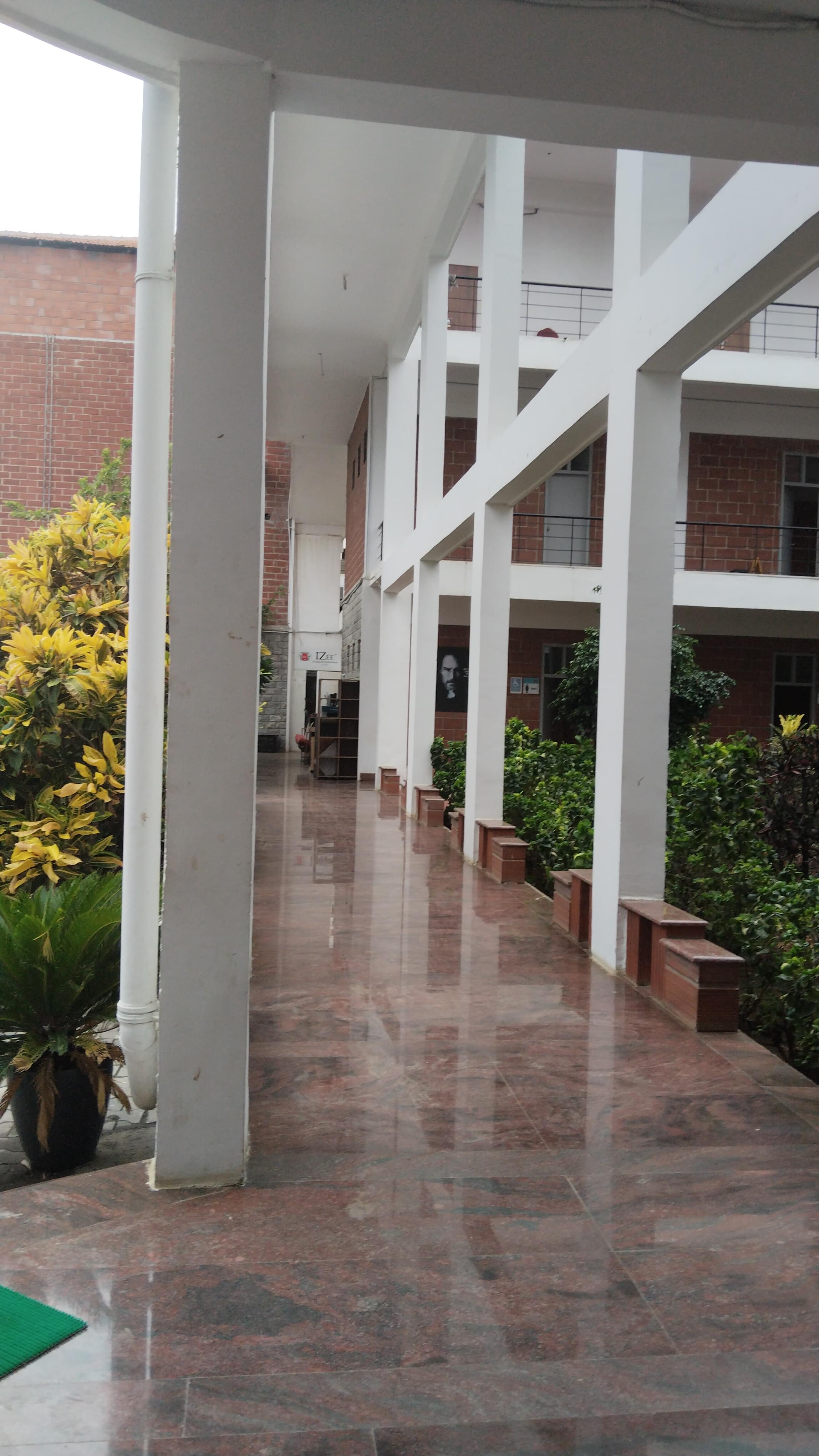 IZee Business School Bangalore Campus photo 2