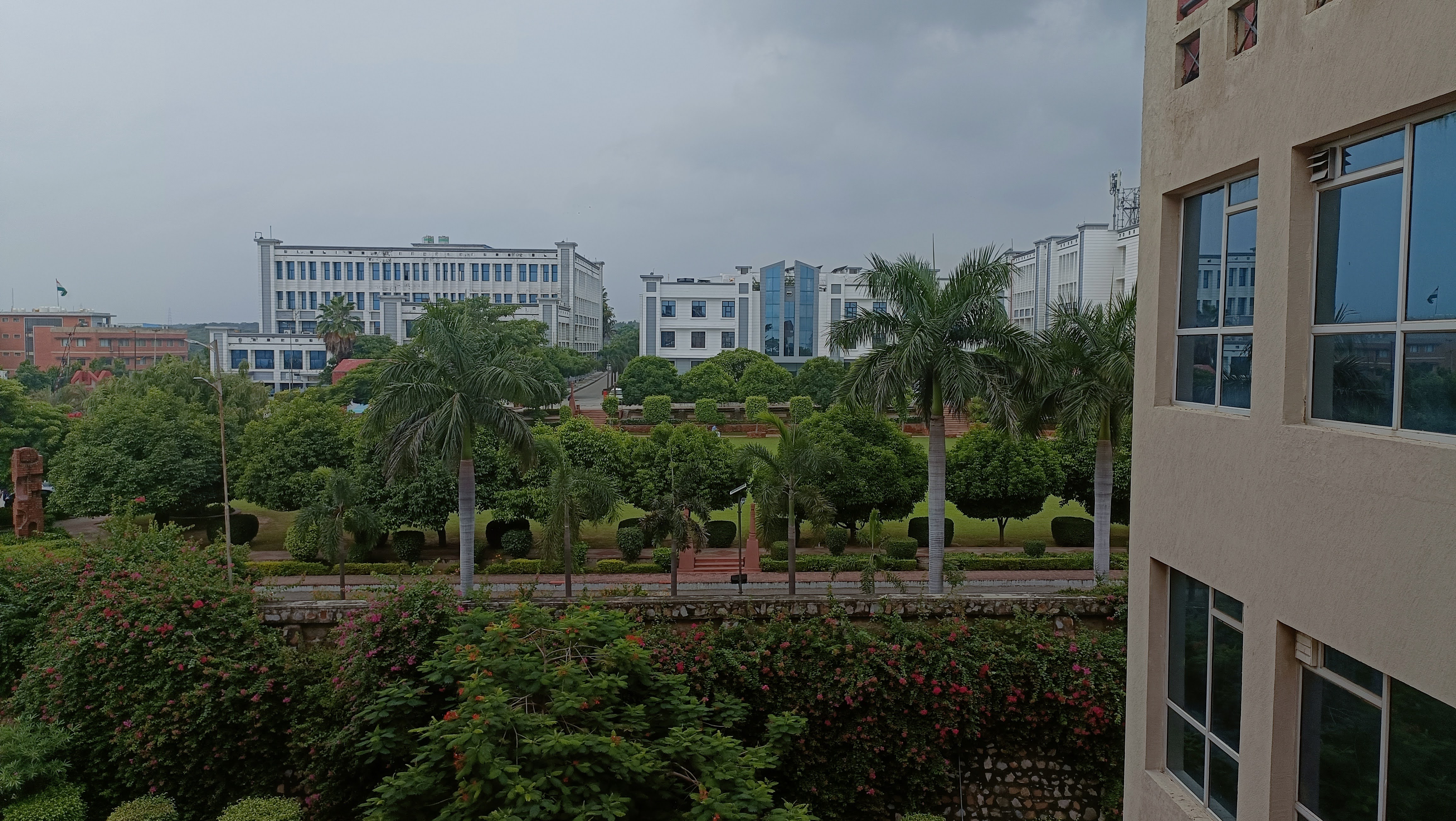 Manav Rachna University Faridabad Infrastructure & Academic Building photo (6) by Kritika Baghel