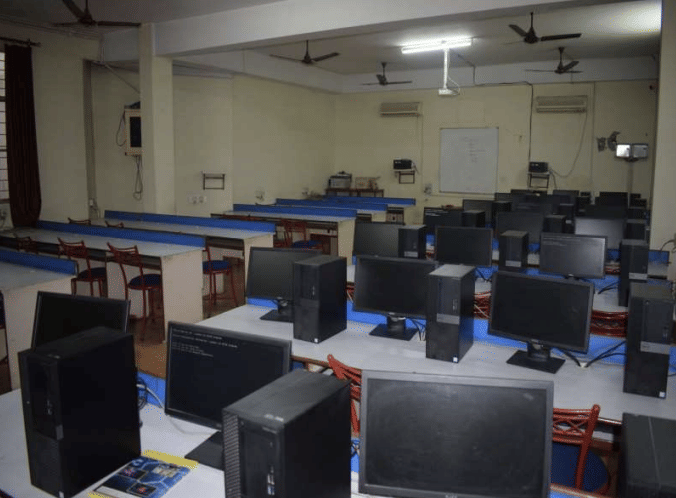 MIET Meerut Facilities & Labs photo (7) by Prashant