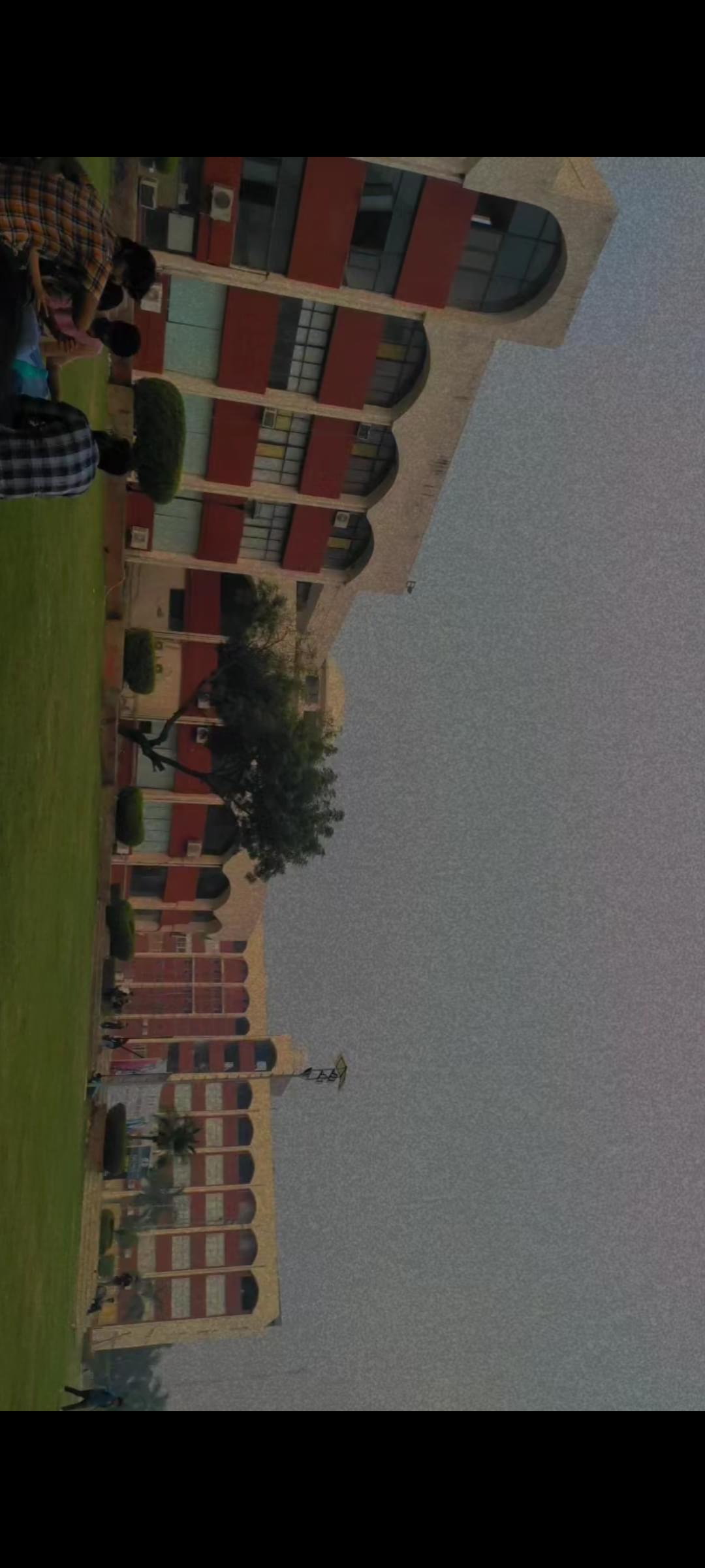 Lloyd Institute of Management and Technology Greater Noida Infrastructure & Academic Building photo 2