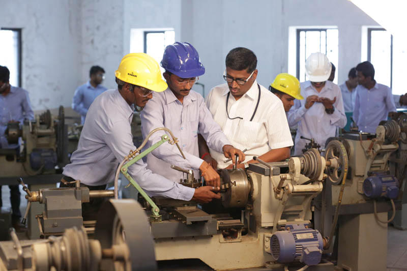 Sandipani Technical Campus Faculty of Engineering Latur Facilities & Labs photo 3