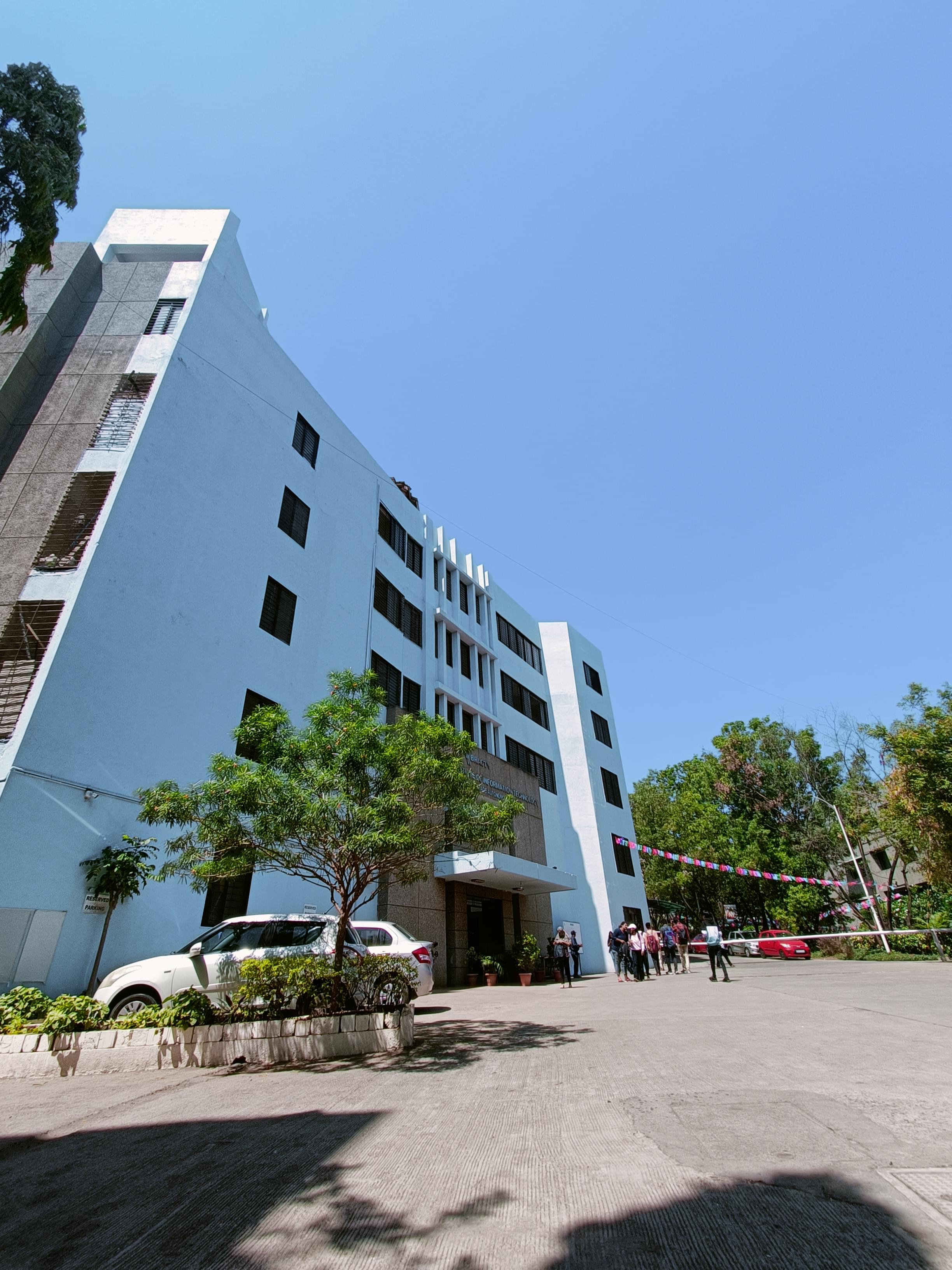 VIIT Campus photo (8) by Vedant Ibitwar