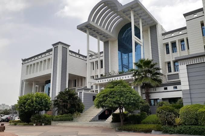 Manav Rachna International Institute Of Research And Studies, Faculty of Engineering and Technology Faridabad Campus photo (7) by Ashmit Chatterjee