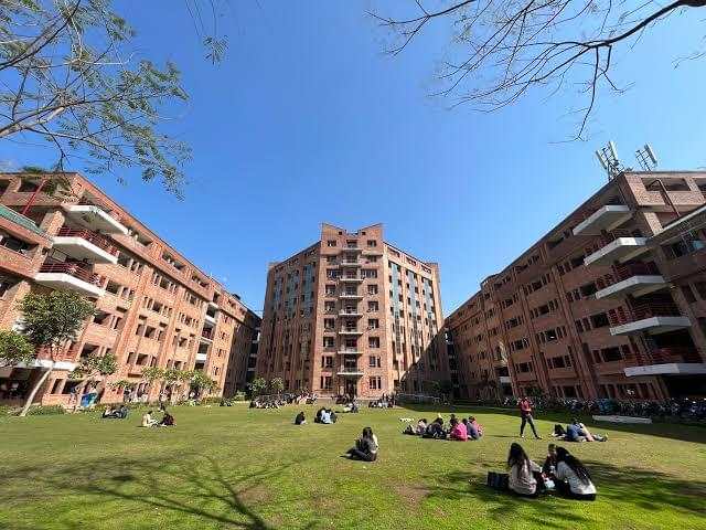 Sharda University Campus photo 6