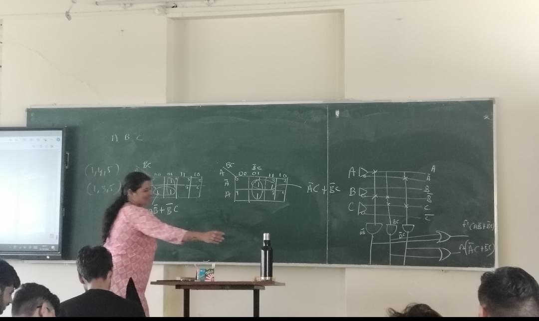 Bharati Vidyapeeth Infrastructure & Academic Building photo (7) by Aman yadav