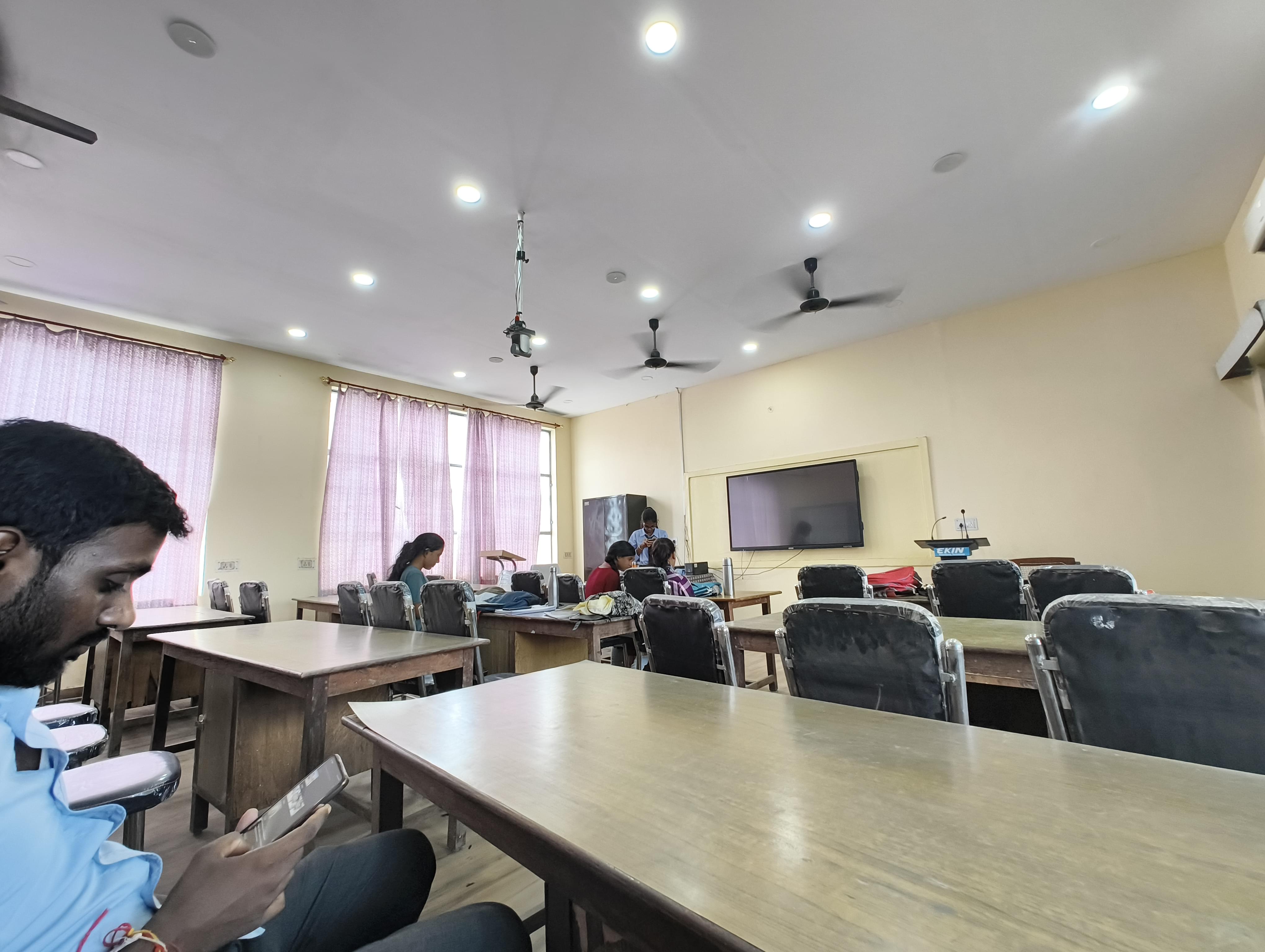 KS Saket Facilities & Labs photo 1