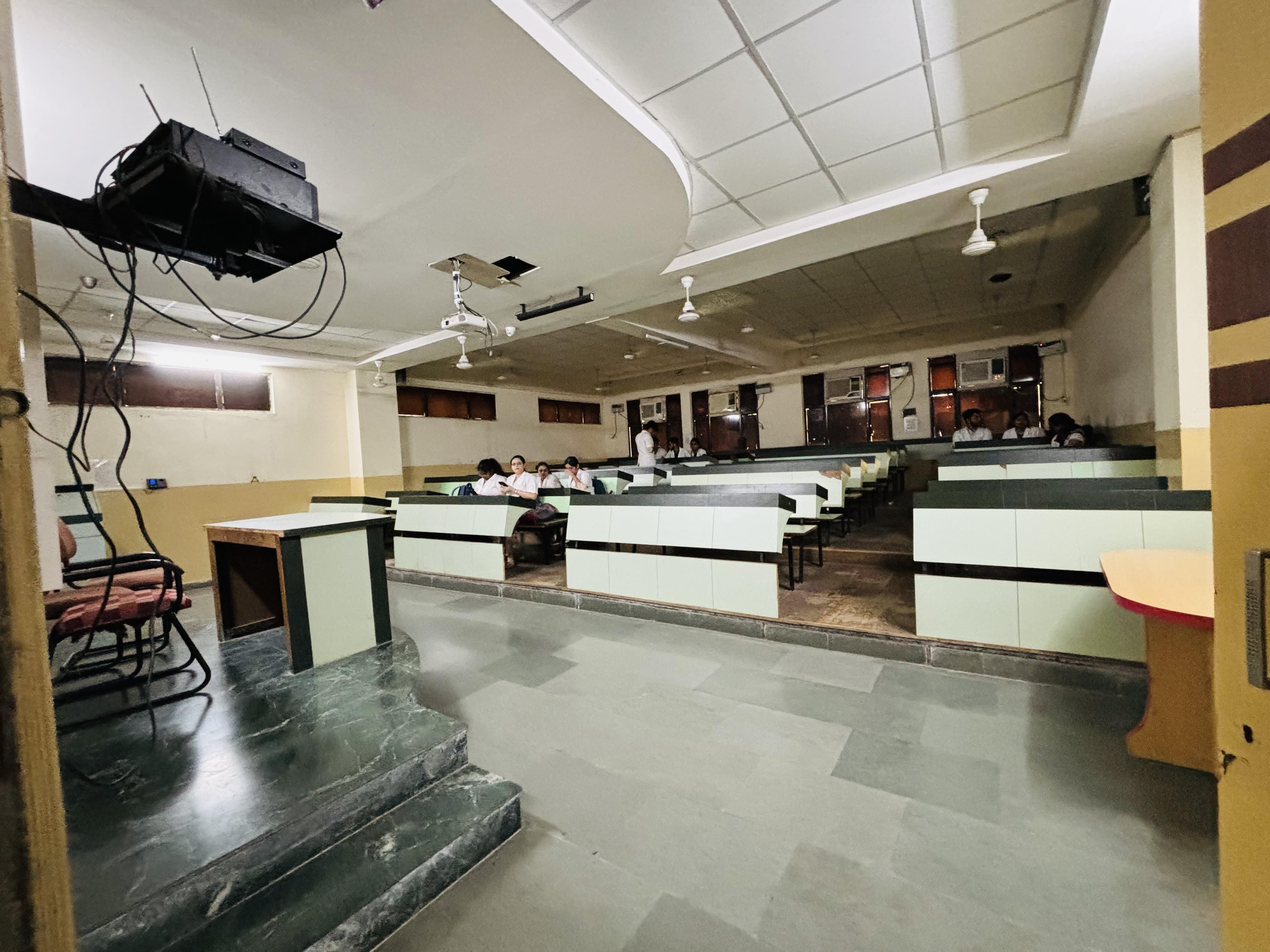 I.T.S Dental College Ghaziabad Infrastructure & Academic Building photo (16) by Samiyah Masood