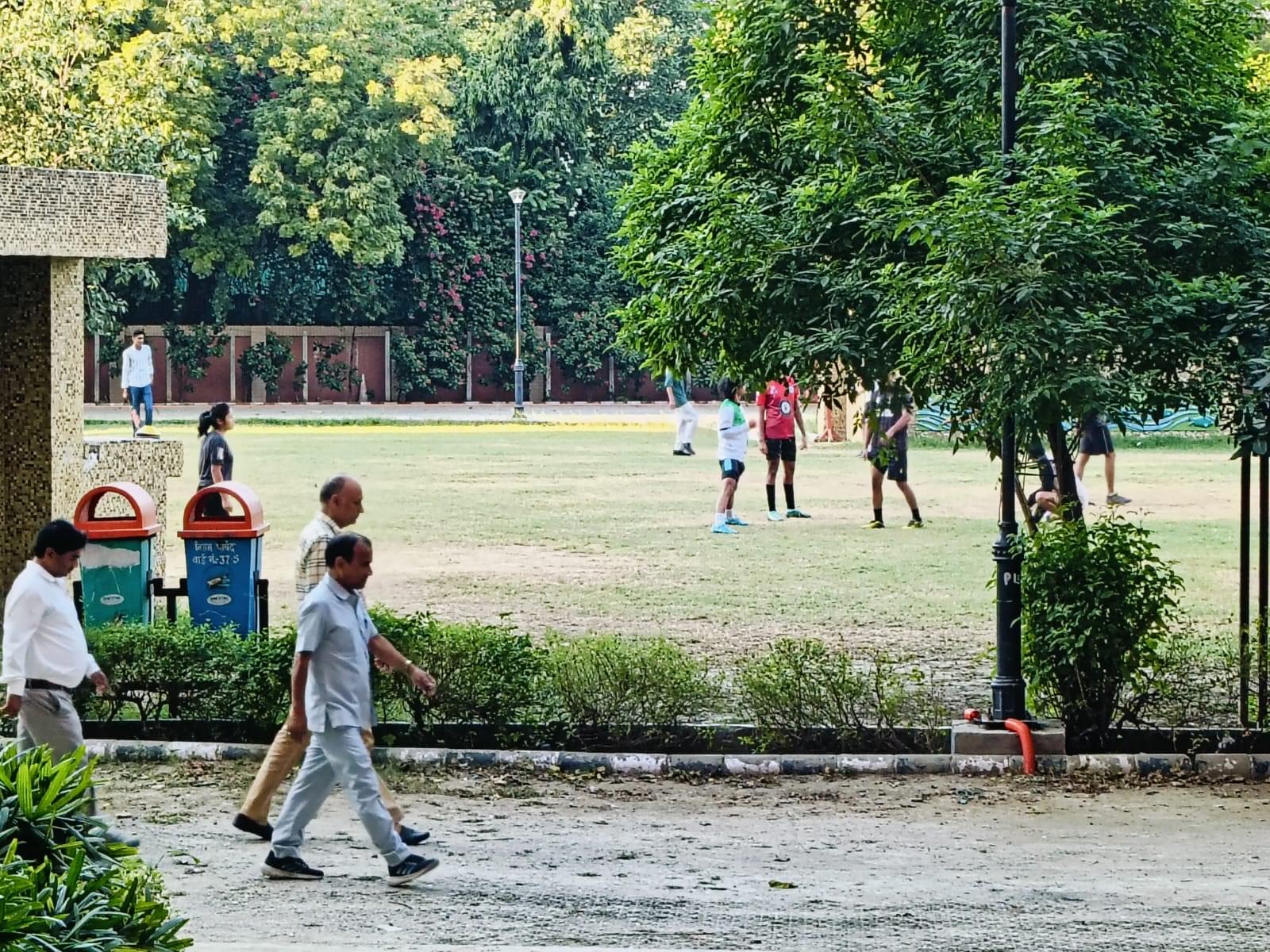 Deen Dayal Upadhyaya College Campus photo (12) by Piyush Verma