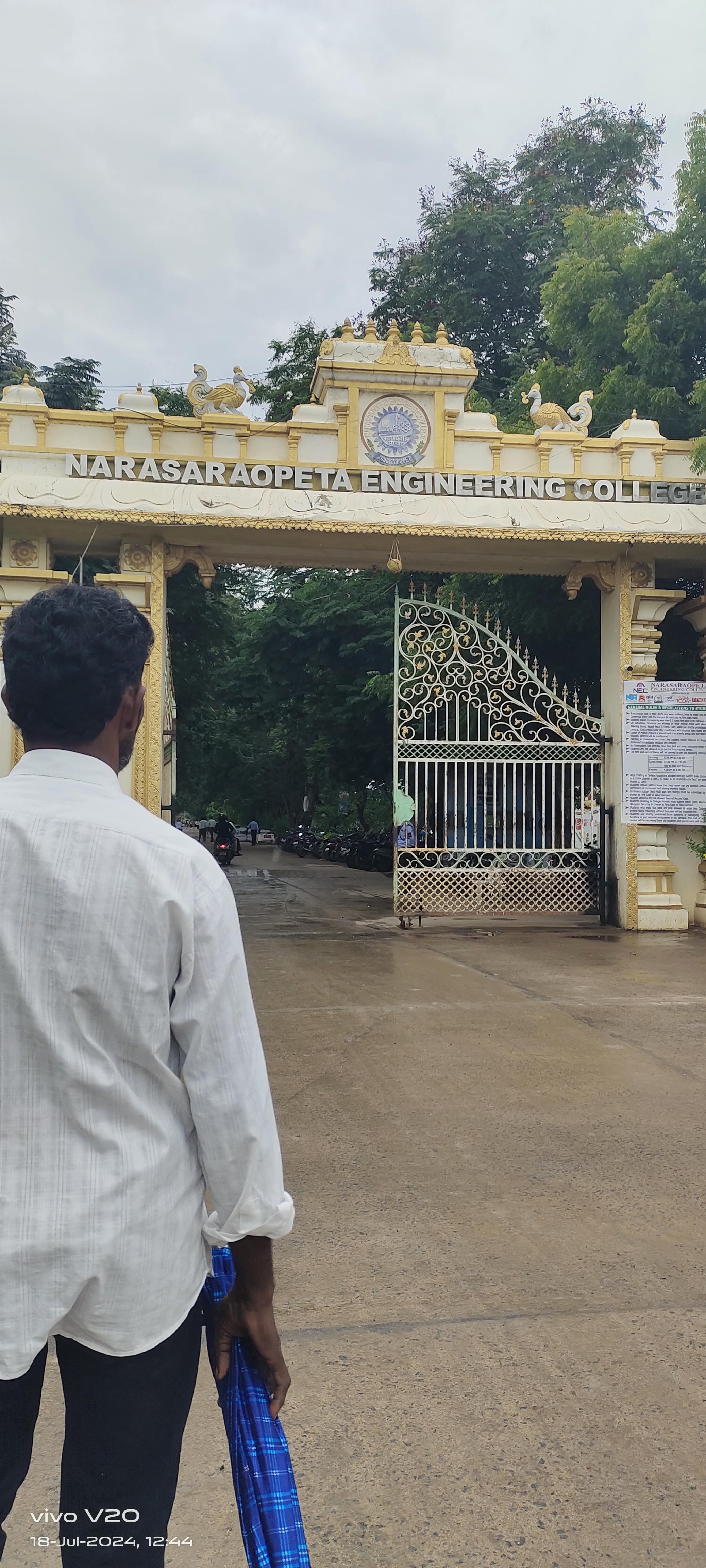 Narasaraopeta Engineering College Campus photo (9) by Dharani Payardha