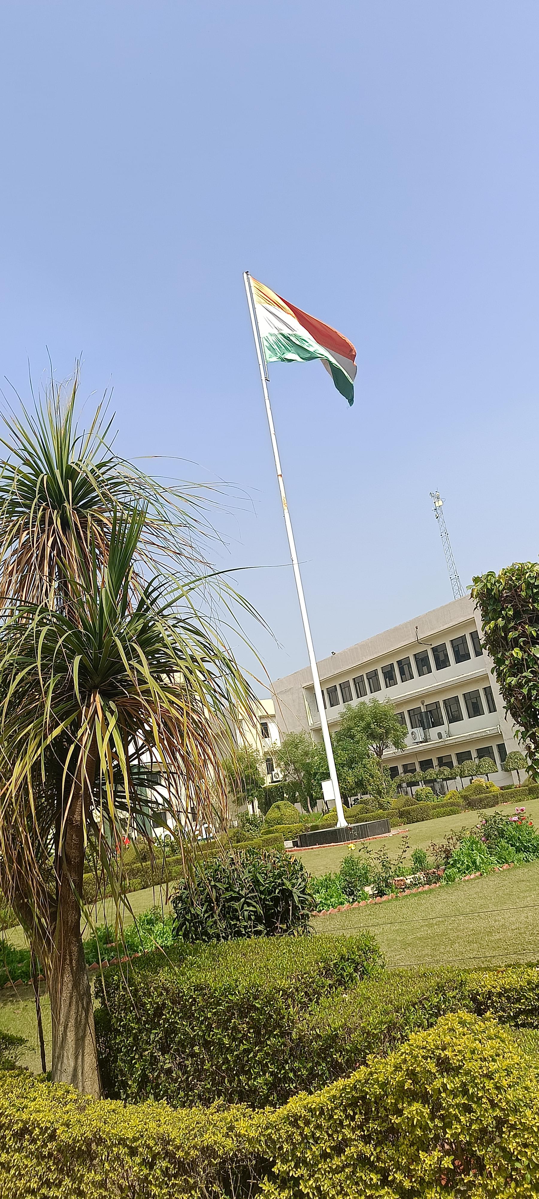 UCER Allahabad Infrastructure & Academic Building photo (3) by Prashant Pandey