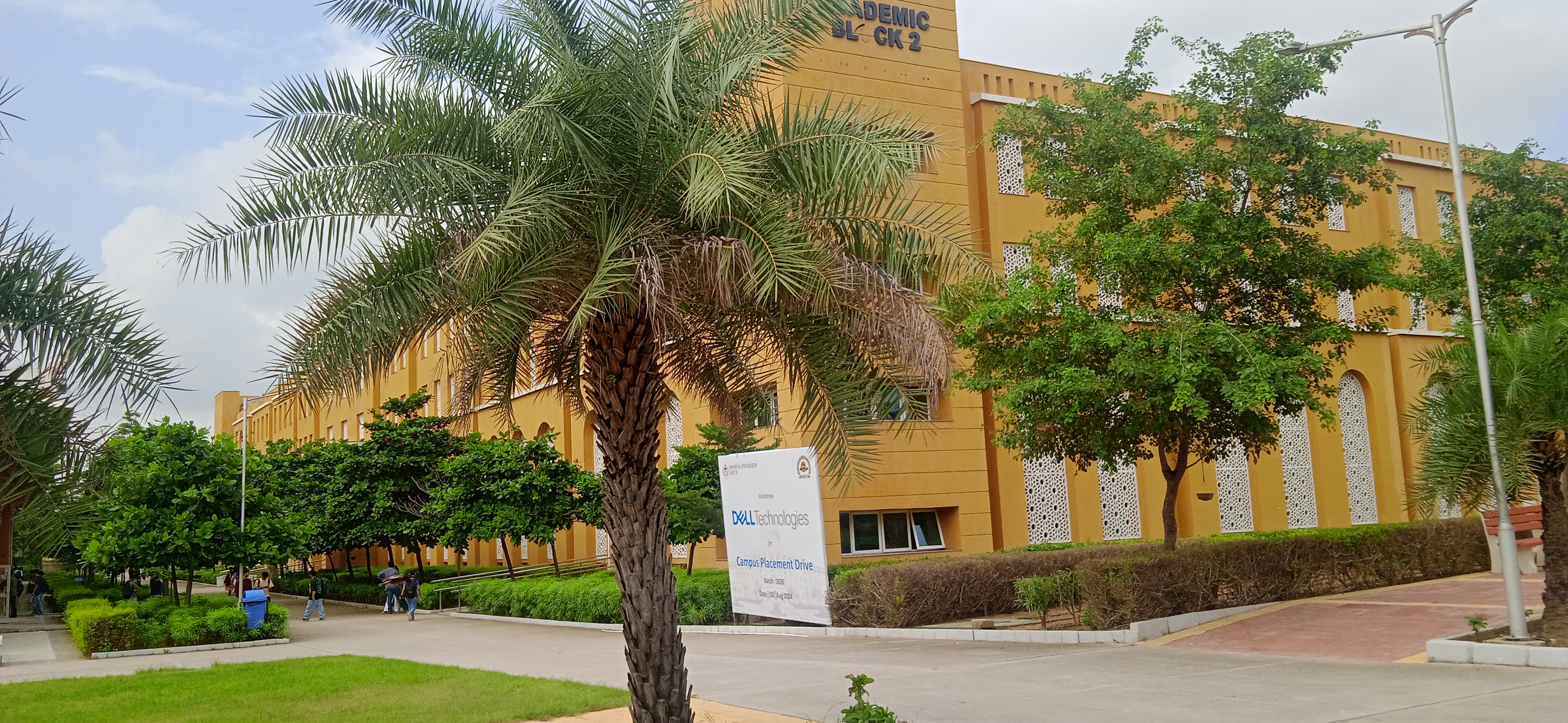 Manav Rachna University Faridabad Campus photo (2) by Mayank Singh Negi