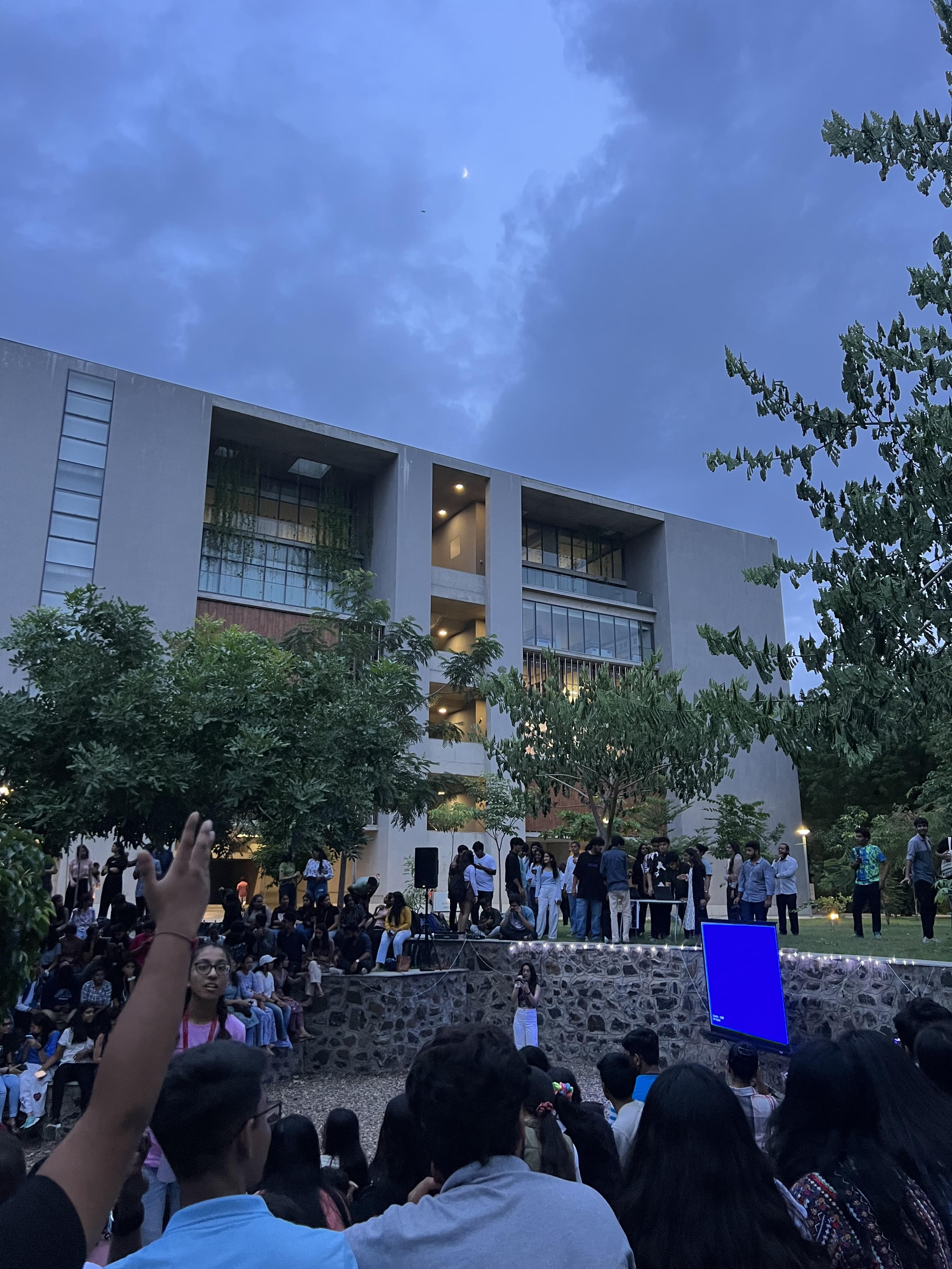 Ahmedabad University, Amrut Mody School of Management Campus photo 6