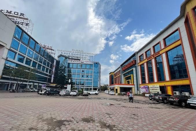 Dr. M.G.R. Educational and Research Institute Chennai Campus photo (9) by Mohan ram