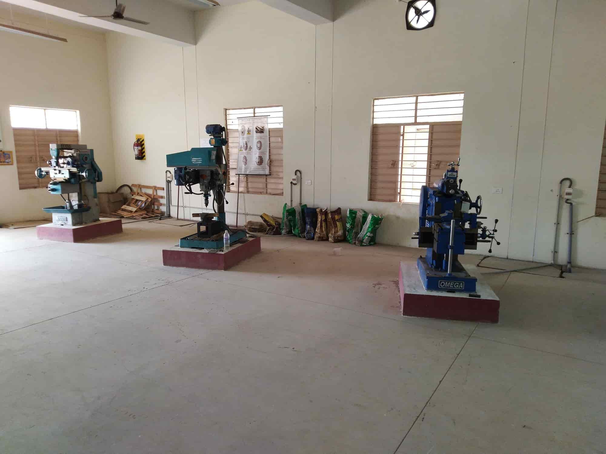 Government College Of Engineering Sengipatti Thanjavur General photo 5