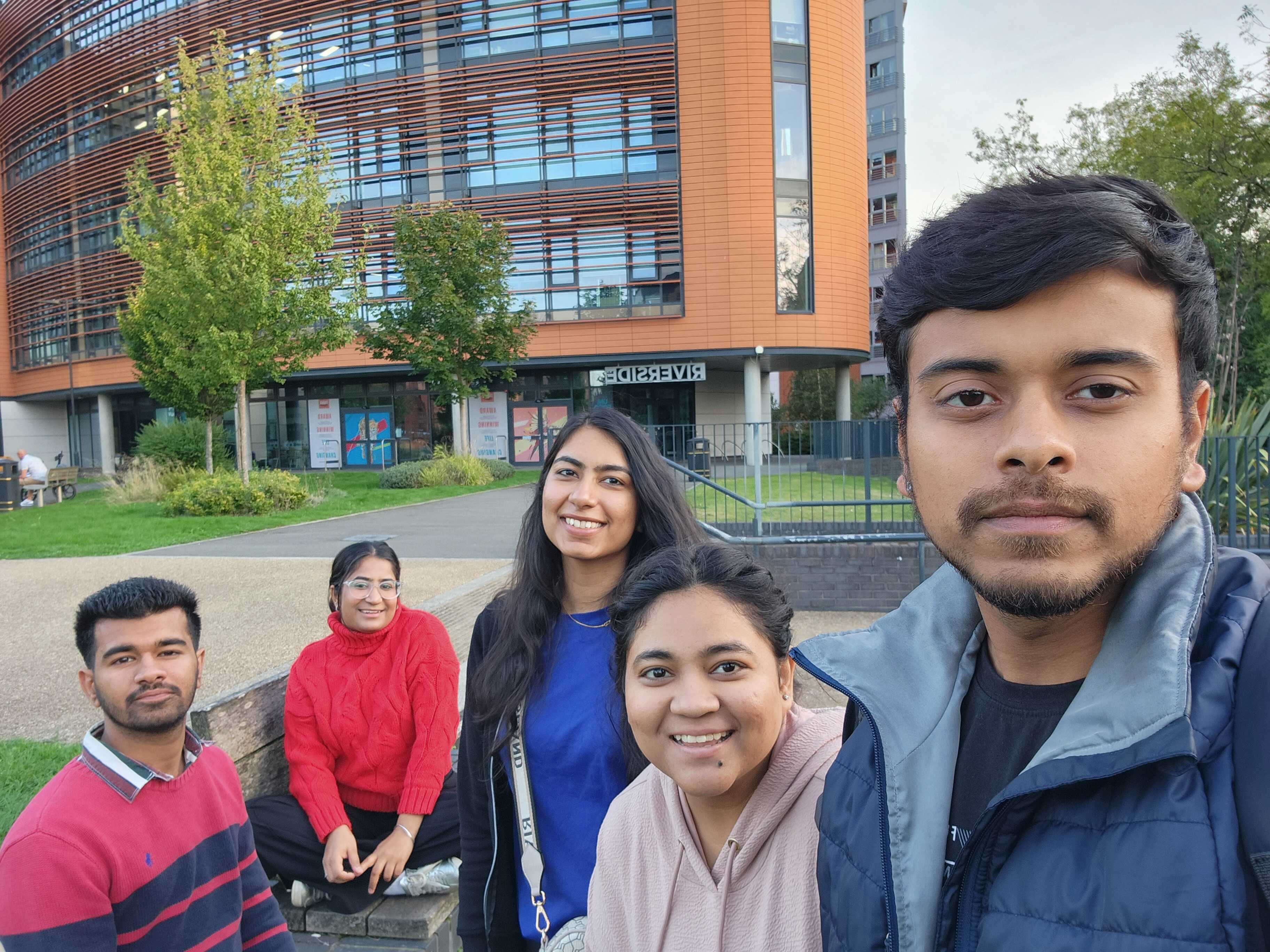 Rishi Srivastava Review at De Montfort University [DMU UNI], Leicester ...